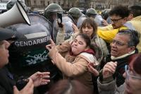 Argentine police clash with protesters: report