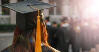 College students fear AI 'job apocalypse,' but are using AI to fight back