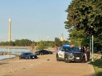 Two Porsches get marooned at Toronto's Woodbine Beach