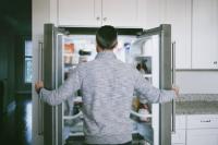 Welsh households urged to move 1 common food item to the fridge this summer