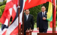 Min Aung Hlaing visits Thai PM in Bangkok; Malaysia says it will not put Myanmar refugee lives at risk