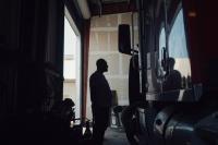 Truckers and Cellphone Use: What’s Really Going On Behind the Wheel