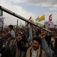 Houthi attacks kill at least 58 Yemeni government troops