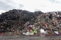 Jakarta tightens crackdown on polluters as illegal dumpsites grow larger
