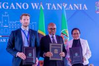 Tanzania, Uganda sign energy pact