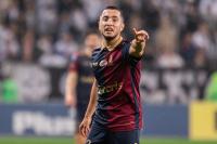 Ararat-Armenia eyes Vahan Bichakhchyan move