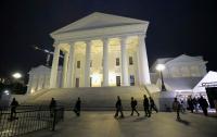 Data center politics shape Virginia scrutiny of NextEra-Dominion deal