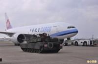 Taiwan’s Abrams tanks train to defend key airport