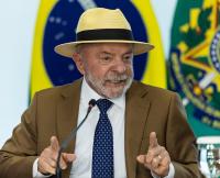 Lula scales back re-election platform to stress fiscal restraint