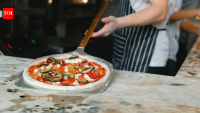 In 1962, a Wisconsin entrepreneur turned bus radio dispatch technology into America's first mobile pizza kitchen