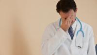 I’m a doctor. Stop letting political purists play games with my patients’ health