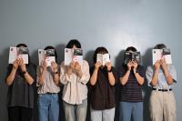 70-year-old Sinchon bookstore defies decline with staff bond