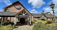 Final days for 40-year-old UK pub chain as nearly 4,000 jobs lost