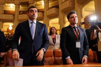 A web designer from the Republic of Moldova, paid over 2 million euros by AUR, registered the website for the suspension of Nicușor Dan