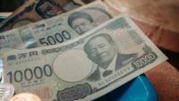 FT: US-Japan Yen Intervention Raises Questions Over Dollar Reserve Dominance