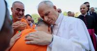 In France, pope to highlight life, unity; Vatican confirms he'll meet with abuse victims
