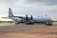 Canada sells 10 retired Hercules aircraft for firefighting
