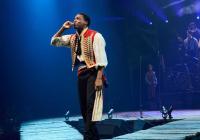 Christian Mark Gibbs wows audiences in ‘Les Miserables: The Arena Concert Spectacular’