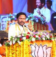 Telangana: Handloom Sector Key To Economy: Kishan Reddy