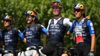 Vollering and teammates fined for urinating in public at Tour de France Femmes – but where are riders supposed to pee?