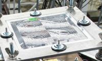German scientists have succeeded in converting nearly one-third of direct sunlight into hydrogen, setting an efficiency record and creating a new source of green energy