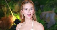 EXCLUSIVE: Scarlett Johansson Calls Out Hollywood's 'Unachievable' Beauty Rules