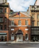 White Cube New York Loses Three Top Directors