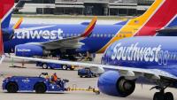 Airline ticket prices could show taxes and fees later under federal proposal