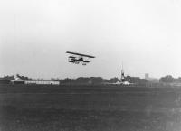 The First Aeroplane Flight in South Africa Took Place in This South African City South Africa's first aeroplane flight took place in East London in 1909, just six years after the Wright brothers changed history. Discover the remarkable story of Albert…