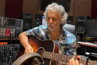 Katy Country Music Fans Mourn Tommy Detamore, Influential Texas Steel Guitarist, Dead at 70