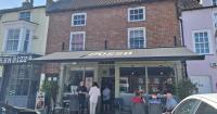 What we thought of this busy high street café serving up Portuguese treats
