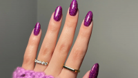 Women say 'goodbye beauty salons' for 'magic' at-home nail kit with £26 off