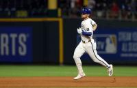 Michael Massey’s late home run propels Royals to series victory over Twins