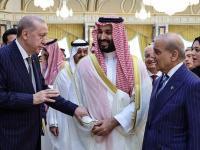 Trump hails ‘Big, Bold’ Mecca defence pact