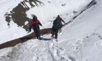Nepal: Bad weather delays recovery of suspected climbers' bodies