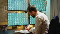 Canadian Banks Seek Simpler AML Reporting Rules