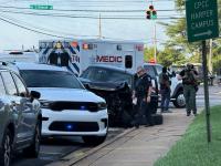 “Immigration officials are following me,” says a young Guatemalan man who captured on video the trucks that were chasing him and the accident in which he was involved.