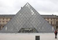 Louvre Museum opens temporary exhibition highlighting Islamic Art Collection