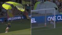 Skydiving Stunt Goes Wrong! Paracuter Crashes Into Advertising Boards Before Go Ahead Eagles Vs Willem II Match | VIDEO