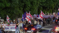 Participants in the march in Tbilisi demanded the release of political prisoners.