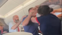 Brave British Airways flight attendant restrains unruly passenger on Las Vegas flight