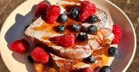 I make French toast tastier and crispier by ditching the pan for 1 simpler cooking method