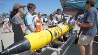 Hands-on activities part of Woods Hole Science Stroll