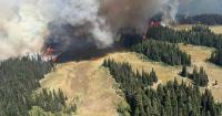 Wildfire closes Sunrise area of Mount Rainier National Park
