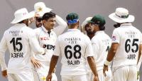 Pakistan reach England for 3-Test series