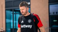 Man United latest: Next transfer target in sights as deal completed to set up windfall