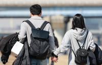 Lonelier in Summer, Young Koreans Dream of Romance Trips to Japan