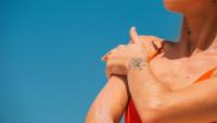 Does sunscreen cause vitamin D deficiency? What science says