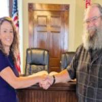 Argentine clerk sworn in