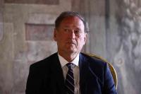 Alito says he’s staying on Supreme Court for another term